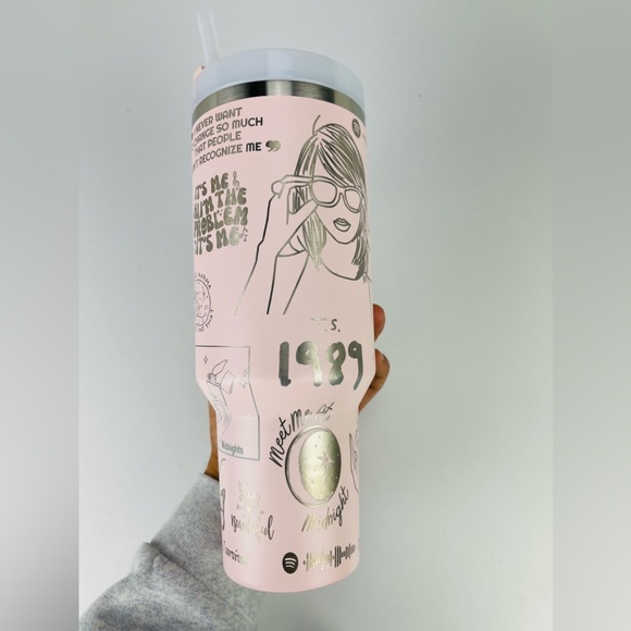 40oz Stanley Clean Slate Cool Bloom Taylor Swift Engraved! New release 1/16. - Picture 2 of 9